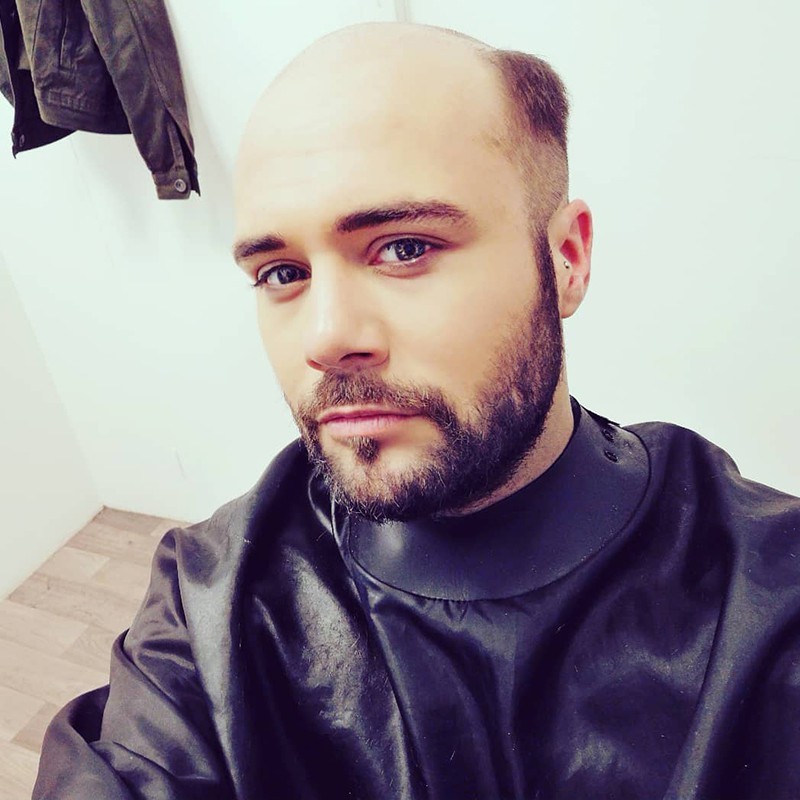 Oceanus Männerhaarsystem | Spitze vorne, Haut im Rücken | LaVividHair