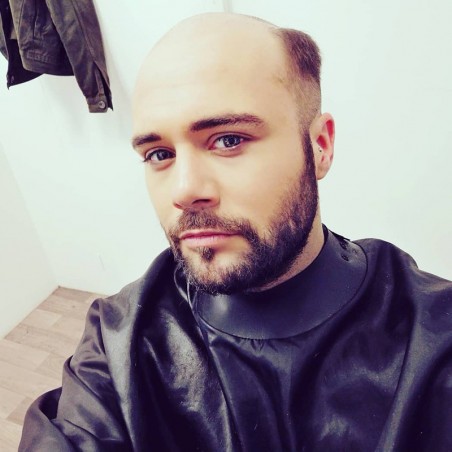 Oceanus Männerhaarsystem | Spitze vorne, Haut im Rücken | LaVividHair Oceanus Männerhaarsystem | Spitze vorne, Haut im Rücken | LaVividHair